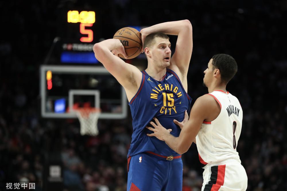 个赛季效力 个赛季效力